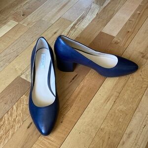 Cole Haan Navy size 7 heels